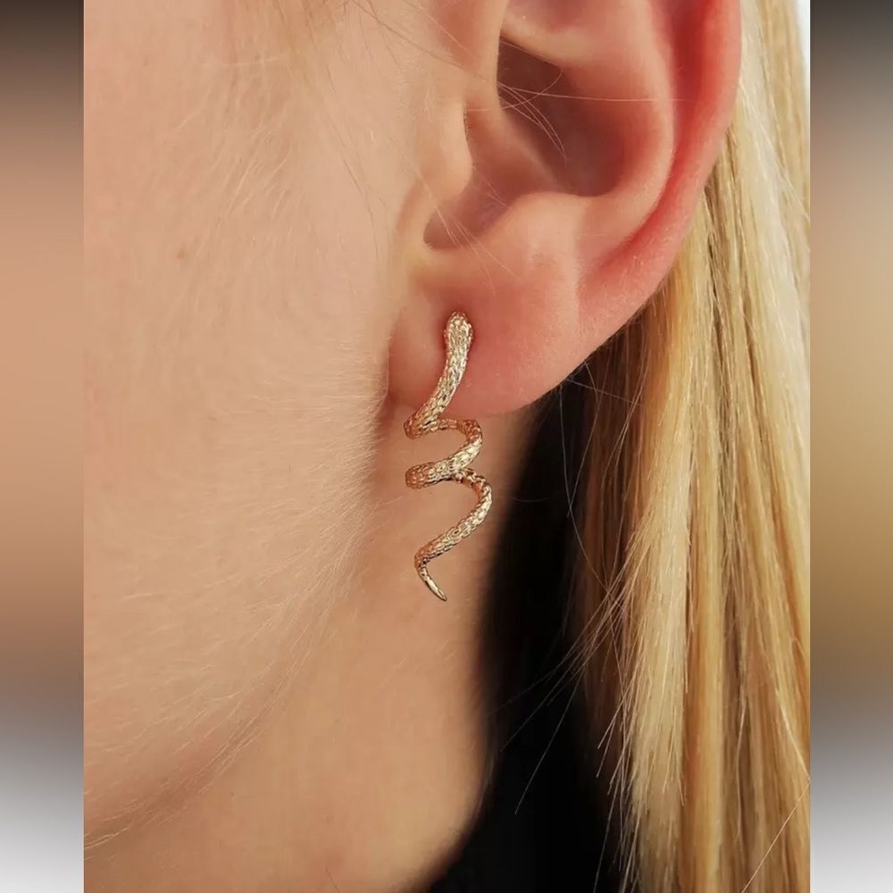 Gold Snake Earrings N1022